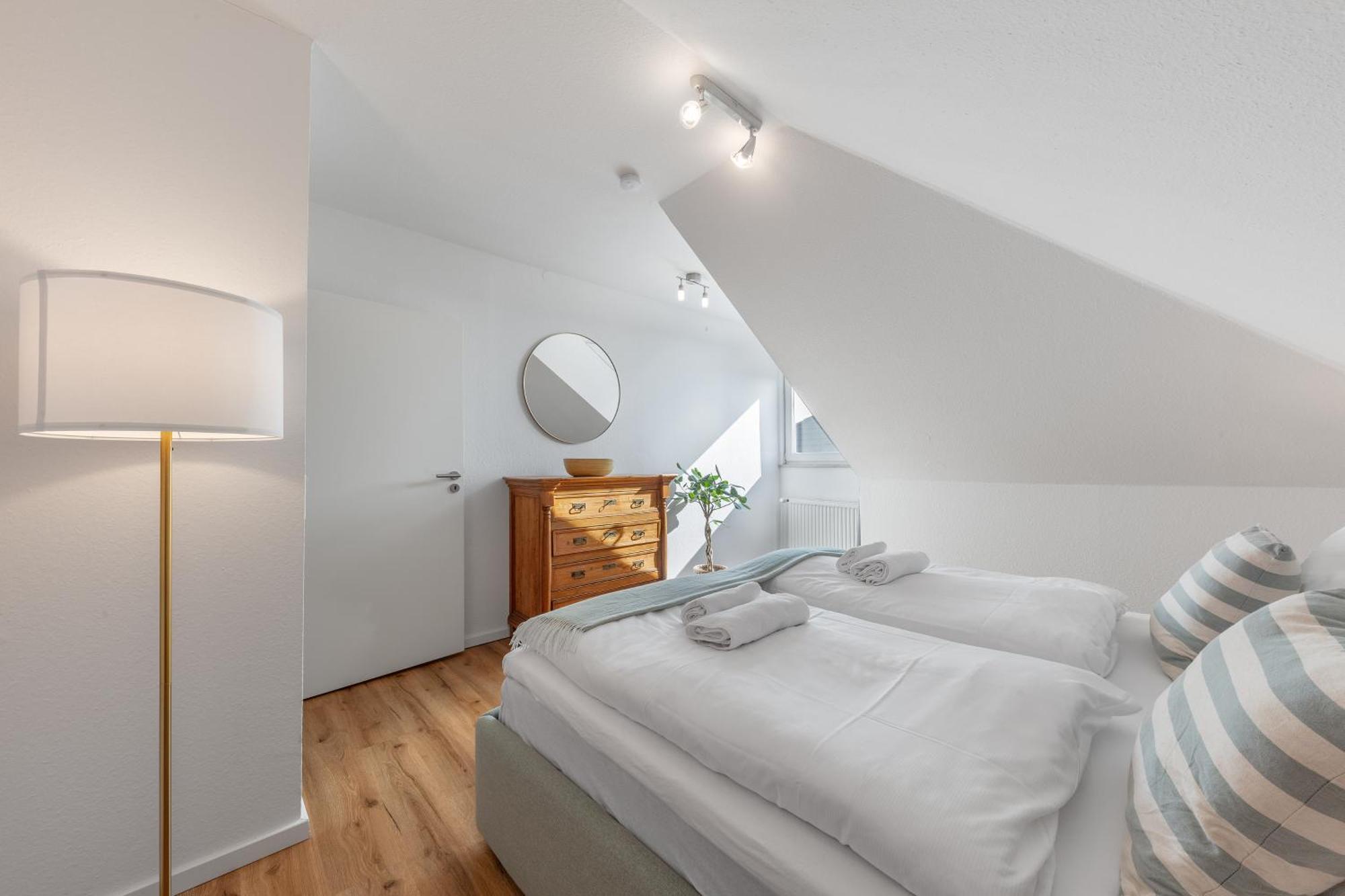 メンヒェングラートバッハMango Living I Stadtoase I Modern I 3 Schlafzimmer I 95 Qm I 9 Personenアパートメント 部屋 写真